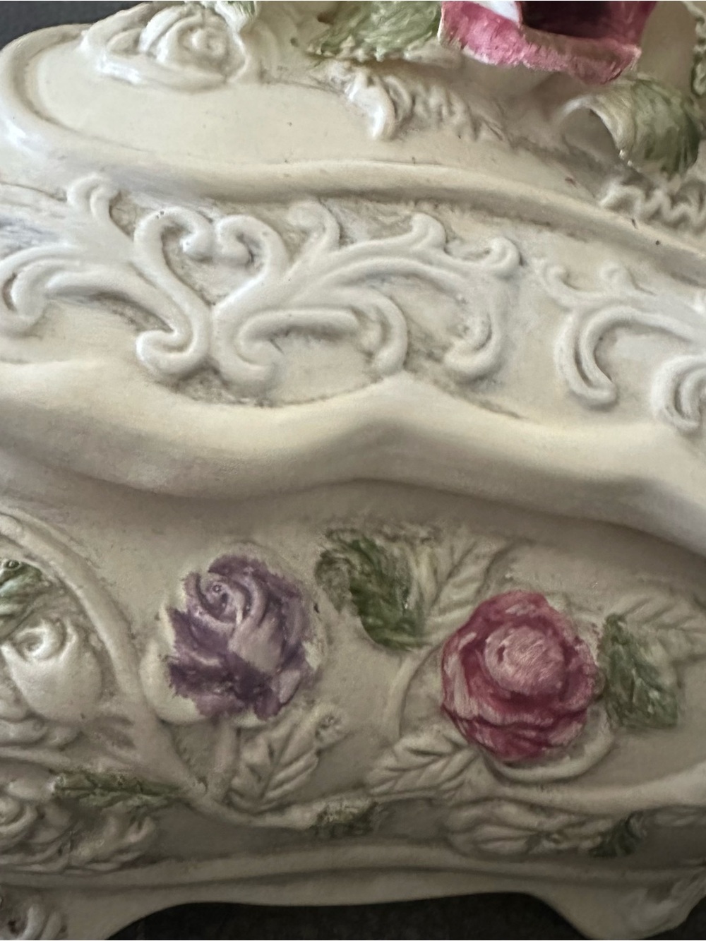 Hand-Painted Heart Trinket Box with Pink & Purple Roses - Picture 5 of 6